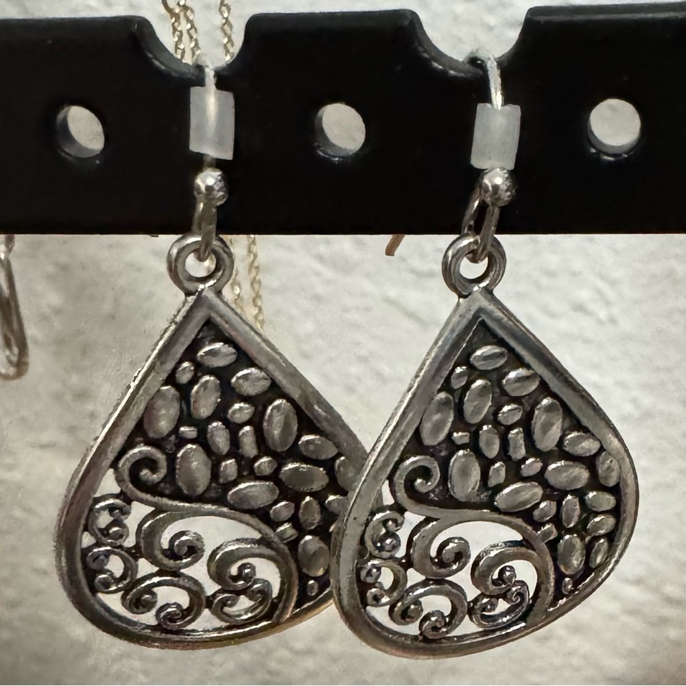 Earring Mega Bundle - Picture 6 of 13